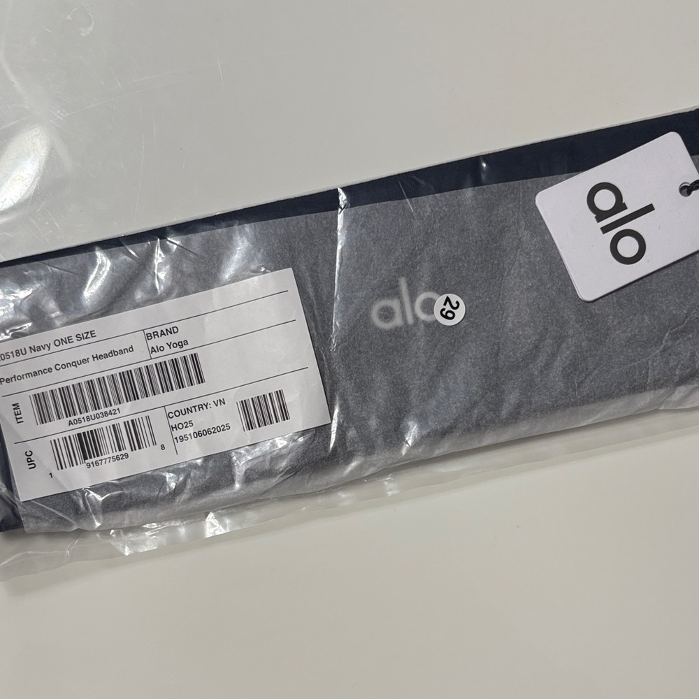 ALO Yoga Navy Performance Conquer Headband
